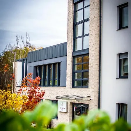 Easy Πανσιόν 3*