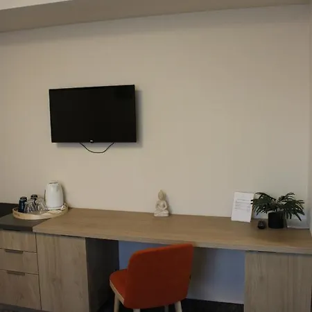 Easy Affittacamere 3*