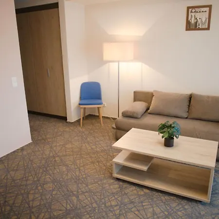 Easy Πανσιόν Hévíz