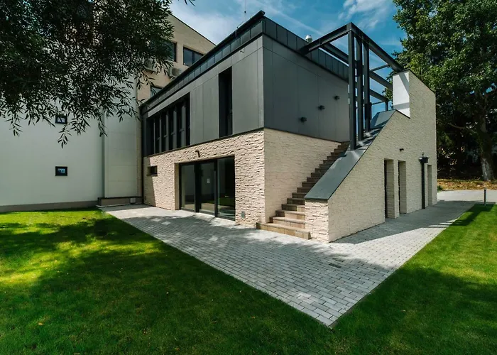 ゲストハウス Easy 3*